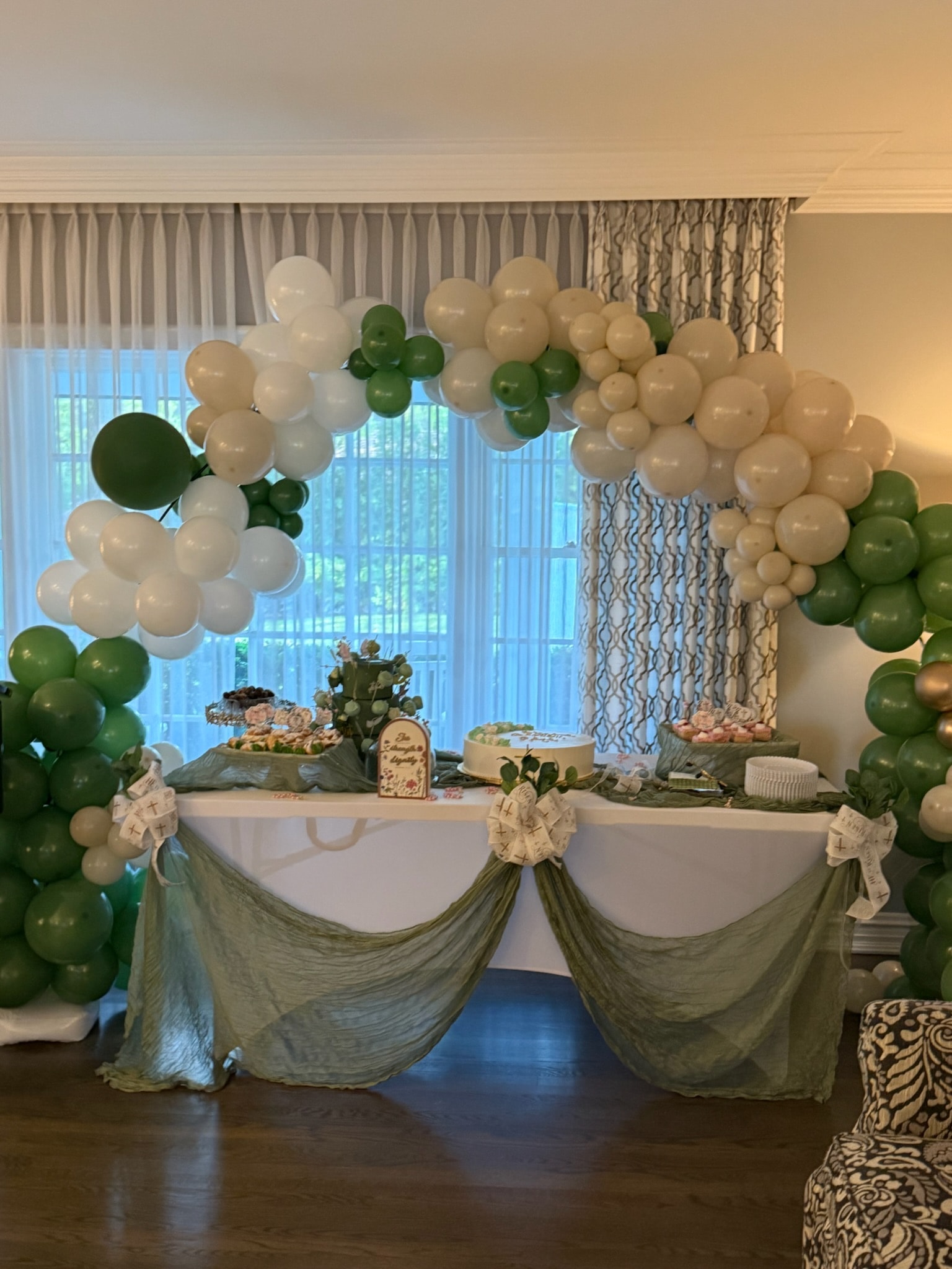 Balloon Décor & Backdrops